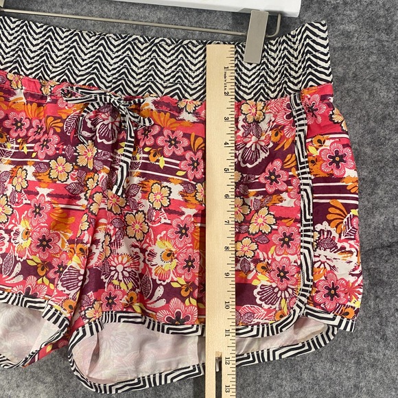Athleta Shorts 10 Pink Floral Lanai Running Boardshort Mid Rise Athletic - Picture 7 of 11